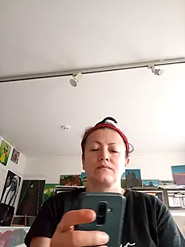 Snapshot of MariaAnaSunshine chatting on 18, 9, 2025 MariaAnaSunshine online show from 18, 9, 2025