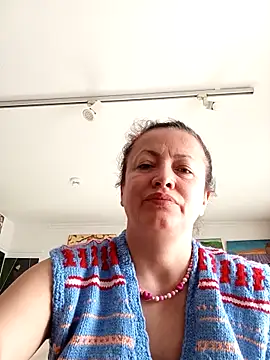 Snapshot of MariaAnaSunshine chatting on 25, 9, 2025 MariaAnaSunshine online show from 25, 9, 2025