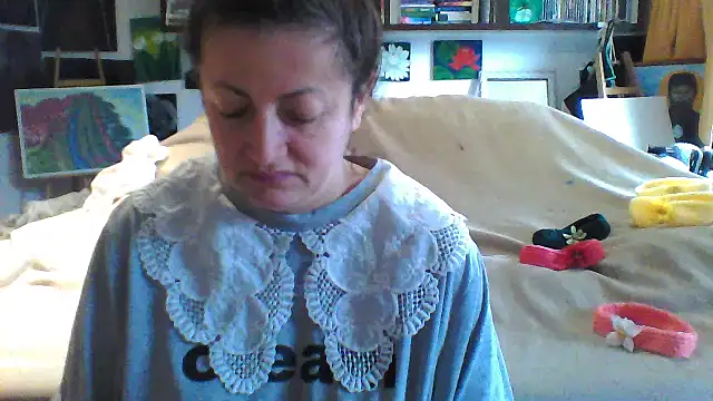 Snapshot of MariaAnaSunshine chatting on 8, 10, 2025 MariaAnaSunshine online show from 8, 10, 2025