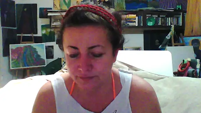 Snapshot of MariaAnaSunshine chatting on 13, 10, 2025 MariaAnaSunshine online show from 13, 10, 2025