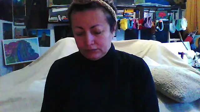 Snapshot of MariaAnaSunshine chatting on 24, 11, 2025 MariaAnaSunshine online show from 24, 11, 2025