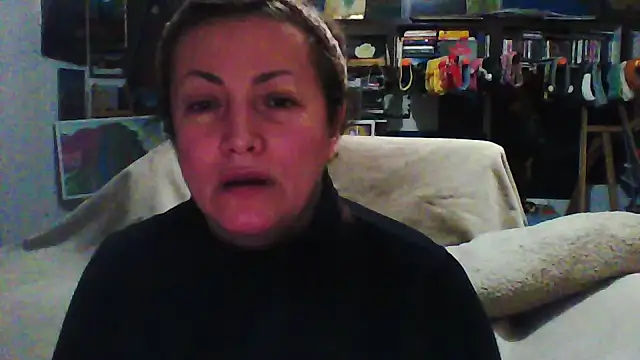 Snapshot of MariaAnaSunshine chatting on 18, 12, 2025 MariaAnaSunshine online show from 18, 12, 2025