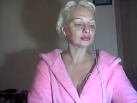 Snapshot of MaryJane441 chatting on 28, 10, 2025 MaryJane441 online show from 28, 10, 2025