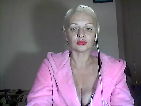 Snapshot of MaryJane441 chatting on 5, 11, 2025 MaryJane441 online show from 5, 11, 2025