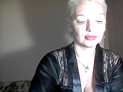 Snapshot of MaryJane441 chatting on 8, 11, 2025 MaryJane441 online show from 8, 11, 2025