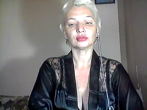 Snapshot of MaryJane441 chatting on 11, 11, 2025 MaryJane441 online show from 11, 11, 2025