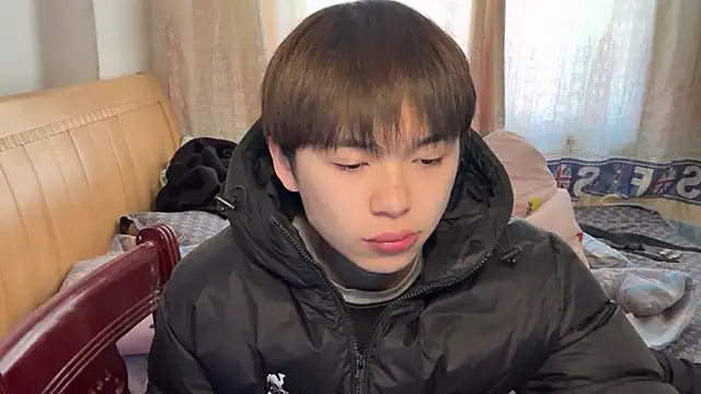 Snapshot of xiaottt1918 chatting on 11, 1, 2025 xiaottt1918 online show from 11, 1, 2025