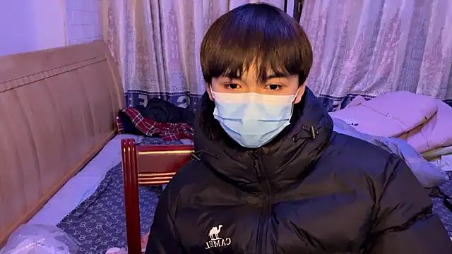 Snapshot of xiaottt1918 chatting on 15, 1, 2025 xiaottt1918 online show from 15, 1, 2025