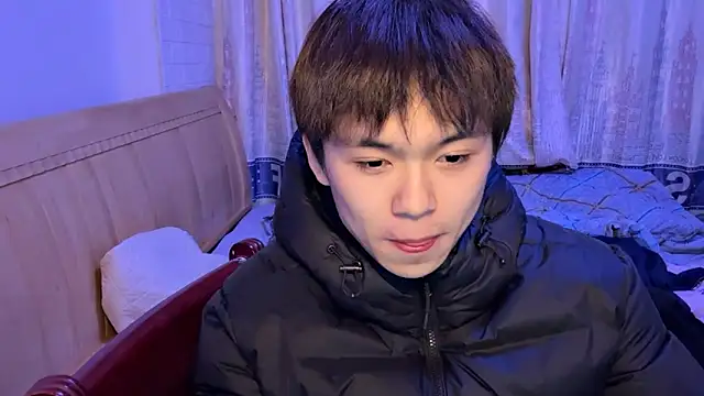 Snapshot of xiaottt1918 chatting on 20, 1, 2025 xiaottt1918 online show from 20, 1, 2025