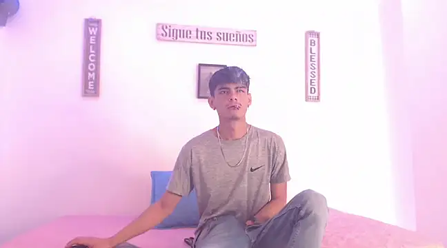 harrytomson 1 online show from 15, 12, 2024