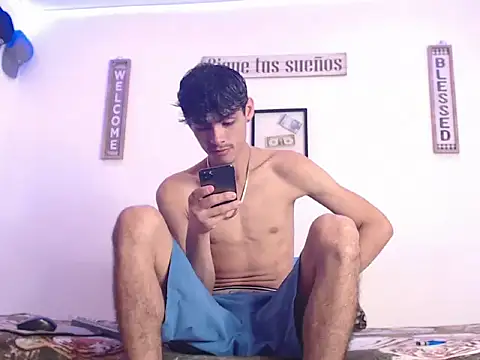 Snapshot of harrytomson_1 chatting on 28, 1, 2025 harrytomson 1 online show from 28, 1, 2025