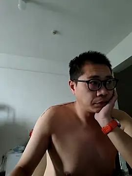 Snapshot of DDYY12341 chatting on 21, 9, 2025 DDYY12341 online show from 21, 9, 2025