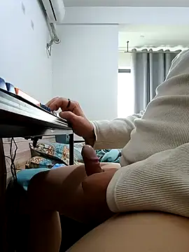 Snapshot of DDYY12341 chatting on 26, 10, 2025 DDYY12341 online show from 26, 10, 2025