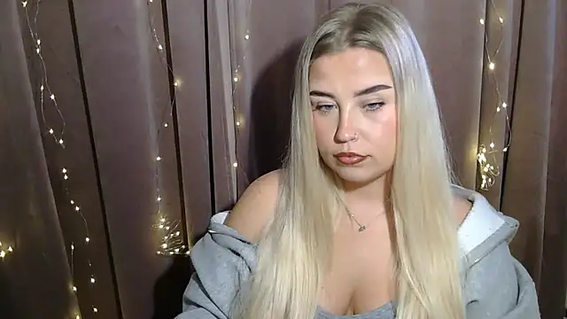 KristyHoney online show from 2, 12, 2024
