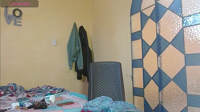 cristinamontiel online show from 20, 12, 2024