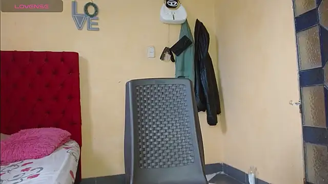 cristinamontiel online show from 7, 1, 2025