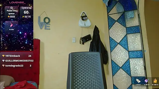 cristinamontiel online show from 5, 2, 2025