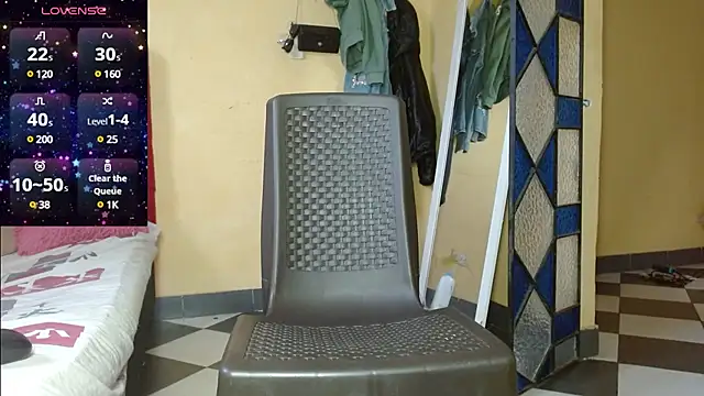 cristinamontiel online show from 15, 2, 2025