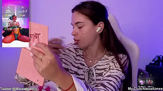 AlexaAimee online show from 28, 9, 2025