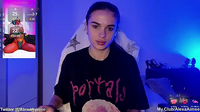 AlexaAimee online show from 9, 11, 2025