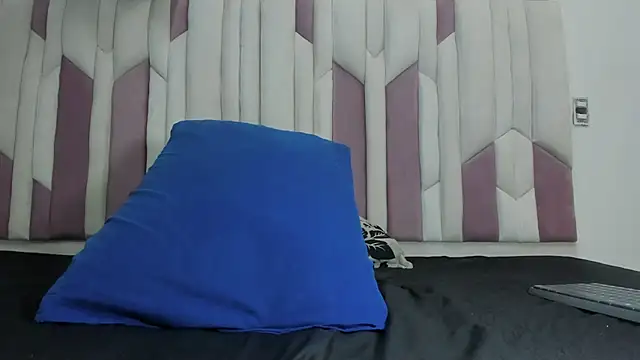 Snapshot of fer_dz chatting on 13, 2, 2025 fer dz online show from 13, 2, 2025