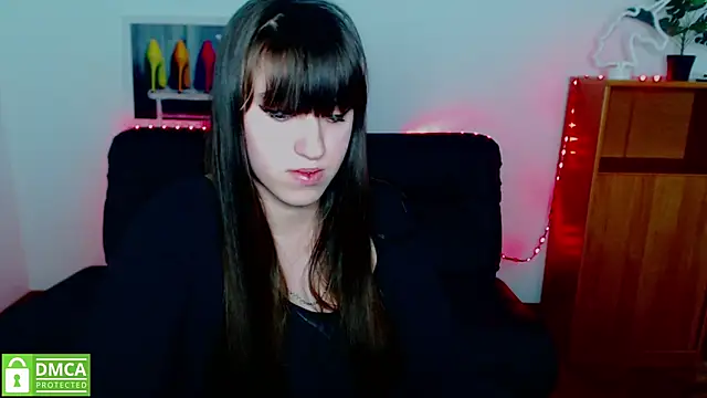 Amali Ivanna smit online show from 3, 1, 2025