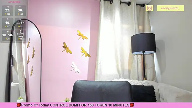 Snapshot of _EmilyJireh_ chatting on 25, 1, 2025  EmilyJireh  online show from 25, 1, 2025