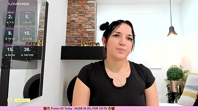 Snapshot of _EmilyJireh_ chatting on 11, 2, 2025  EmilyJireh  online show from 11, 2, 2025