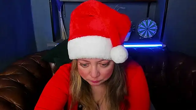 JesiaFoxi online show from 1, 1, 2025