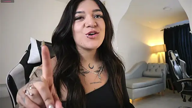 ashleyvalirya online show from 27, 3, 2026