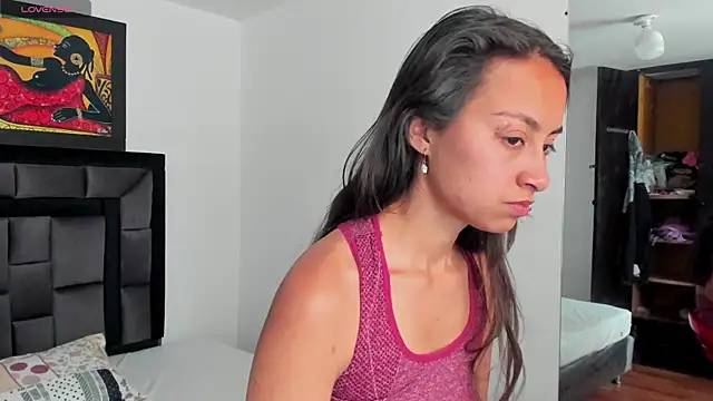 tatiana valencia online show from 3, 2, 2025