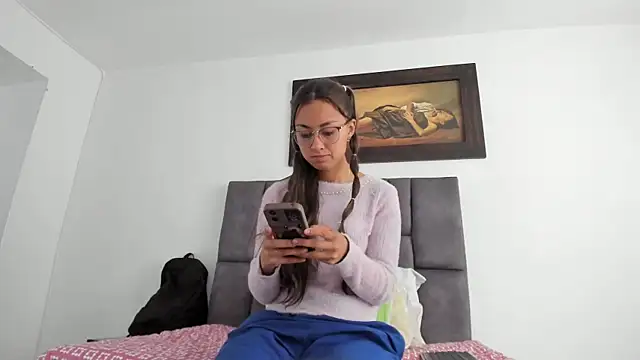 Snapshot of tatiana_valencia chatting on 13, 5, 2026 tatiana valencia online show from 13, 5, 2026