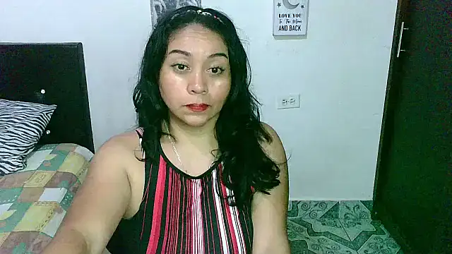 Snapshot of zaray_bella chatting on 13, 2, 2025 zaray bella online show from 13, 2, 2025