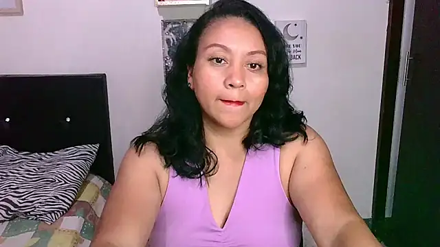 Snapshot of zaray_bella chatting on 19, 9, 2025 zaray bella online show from 19, 9, 2025