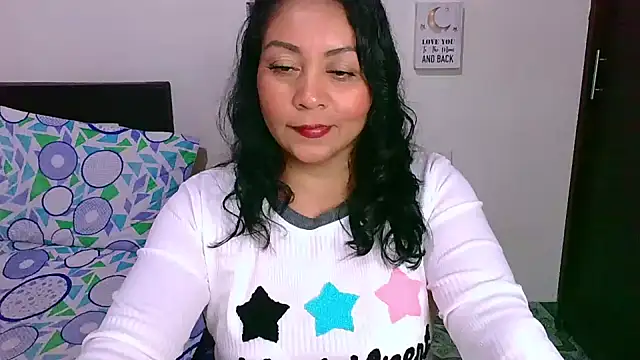 Snapshot of zaray_bella chatting on 11, 1, 2026 zaray bella online show from 11, 1, 2026