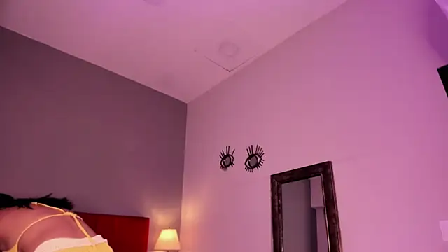 Snapshot of Giovanna_oliveira chatting on 8, 11, 2025 Giovanna oliveira online show from 8, 11, 2025