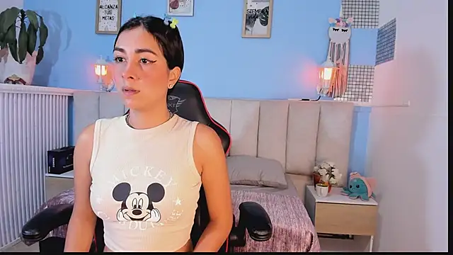 lyzzi smith01 online show from 21, 1, 2025