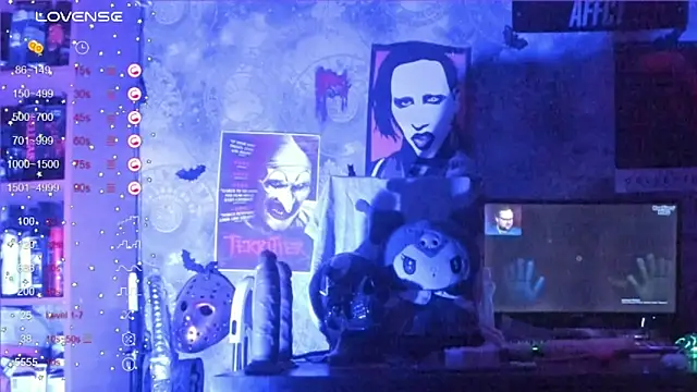 Snapshot of KuromiRacer_ chatting on 16, 9, 2025 KuromiRacer  online show from 16, 9, 2025