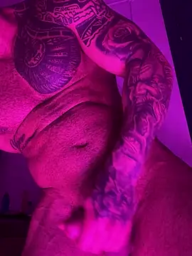 Snapshot of moody1996- chatting on 4, 2, 2025 moody1996- online show from 4, 2, 2025