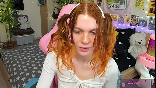 Snapshot of Sunny_Elly chatting on 23, 4, 2026 Sunny Elly online show from 23, 4, 2026