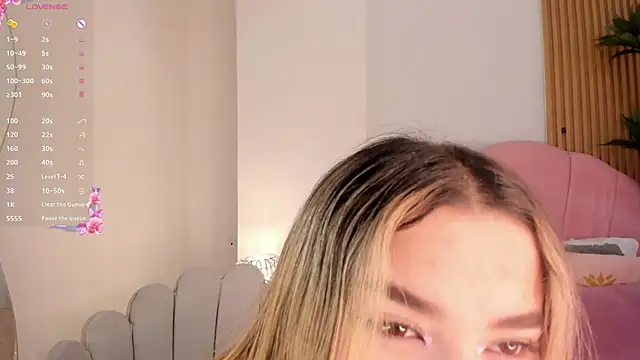 Snapshot of Victoria_vallejo_ chatting on 10, 2, 2026 Victoria vallejo online show from 10, 2, 2026