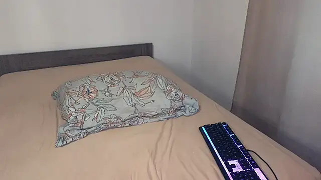 Snapshot of rosebelle11111 chatting on 7, 10, 2025 rosebelle11111 online show from 7, 10, 2025