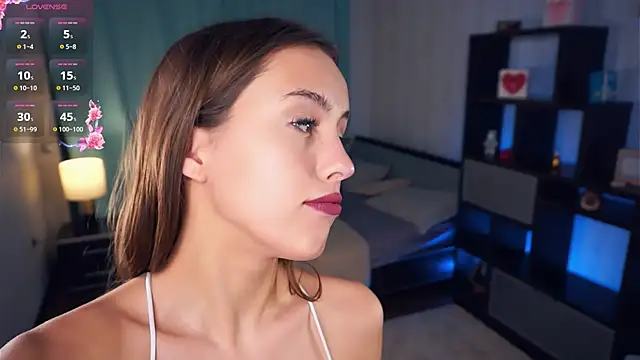 FannyHewson online show from 21, 12, 2024