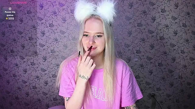 Snapshot of Healing__girl chatting on 4, 1, 2025 Healing girl online show from 4, 1, 2025