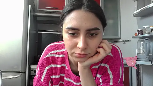 Kashtanka  online show from 6, 2, 2025