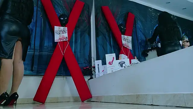 Snapshot of MeliizaQueen chatting on 14, 4, 2026 MeliizaQueen online show from 14, 4, 2026