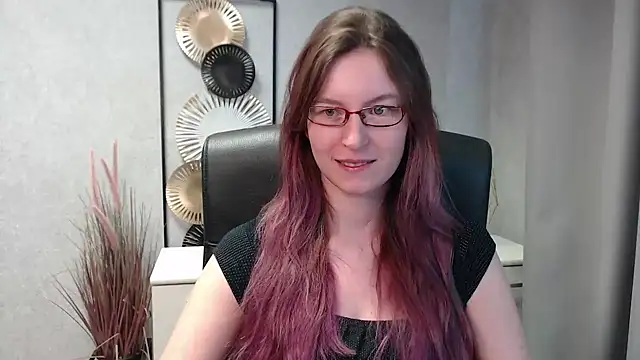 emmaxDelight online show from 2, 12, 2024