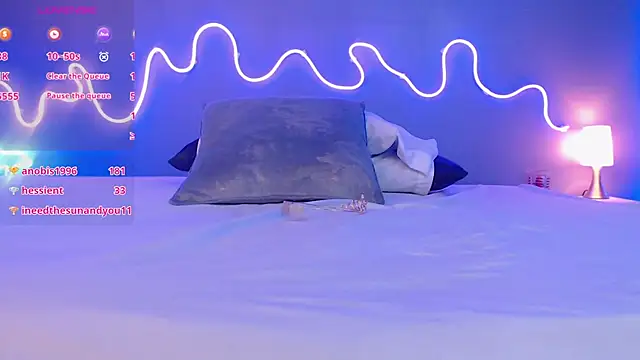 zoe jones13 online show from 10, 3, 2025