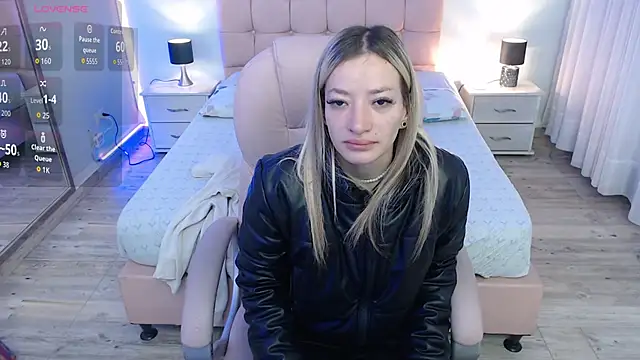 zoe jones13 online show from 1, 11, 2025