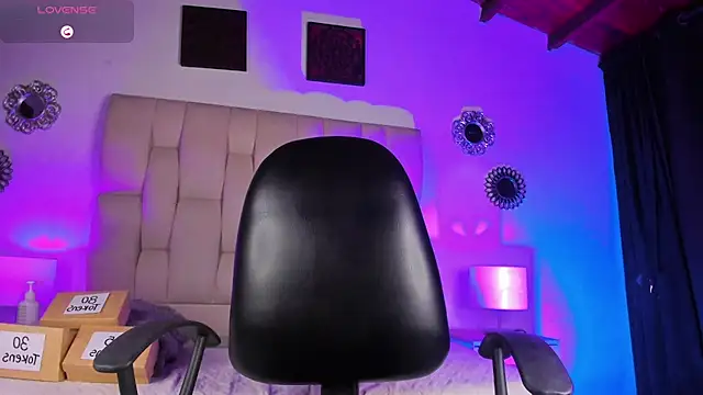 Mia ross16 online show from 13, 1, 2025